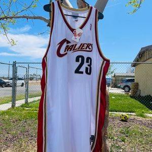 Reebok Cleveland Cavs Lebron James Rookie year color wave retro for bigger men